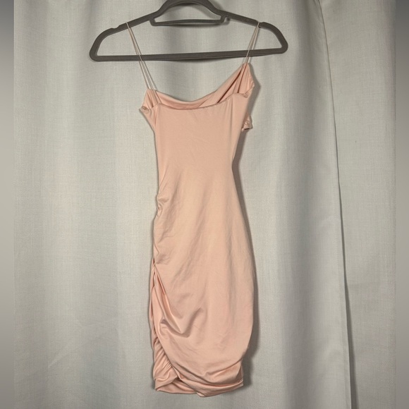 Oh Polly Entwined Blush Pink Twist Cut Out Mini Dress Size 2 - Picture 5 of 11